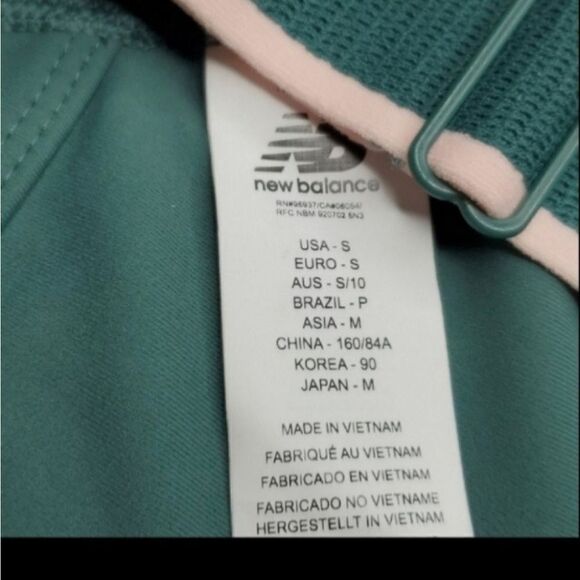NEW S NEW BALANCE ENLIGHTENED tennis SPORTS PINK GREEN ADJUSTABLE BRA SMALL NWT - Picture 3 of 6
